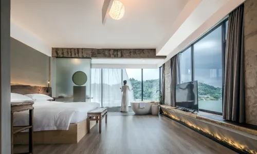 Huixiang Xunmei Wanlvhu Hostel