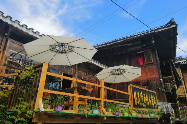 西江千户苗寨依岚听雨精品客栈预订价格,联系电话位置地址【携程酒店