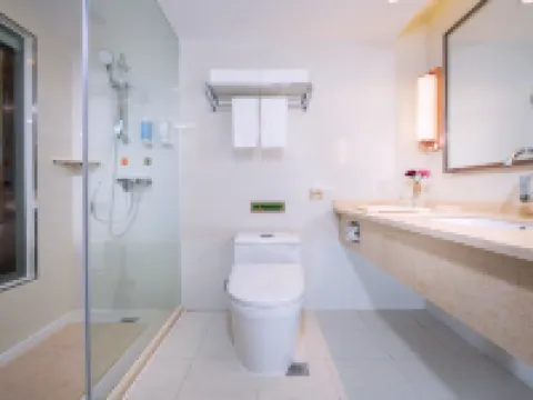 โรงแรมวิเอนนา อินเตอร์เนชั่นแนล (สาขาสถานีรถไฟ ต้าเหลียน รัฐบาลเทศบาล)