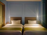 安宁瑞美温泉度假酒店 - 现代法式浪漫之旅双床房