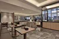 Meihao Lizhi Hotel (Tianjin Binjiang Road  Yingkou Road Subway Station Branch)