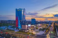 Grand New Century Nanjing New Times Hôtels à proximité de : Lishui Sports Park