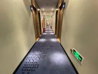 7 Days Premium Hotel (Beijing Xiehe Hospital Wangfujing Subway Station)