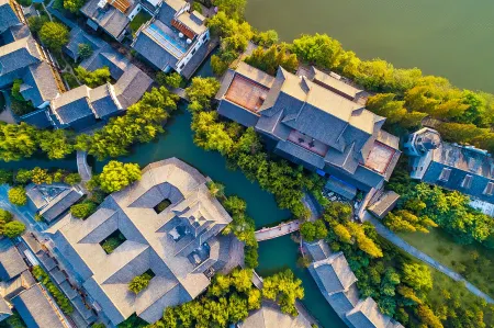 Taizhuang Residence Отели рядом с достопримечательностью «Zaozhuang Technician College Tai'erzhuang Branch»