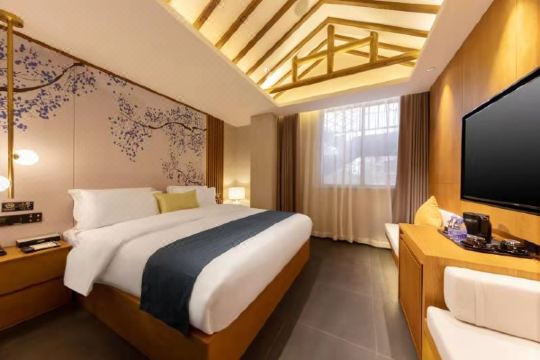 秋果酒店(广州塔鹭江地铁站店)