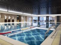 青岛富力艾美酒店 - 室内游泳池