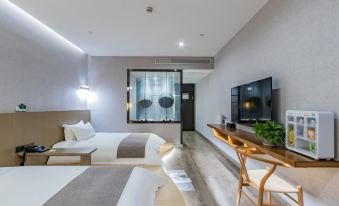 Naliangbo Hotel (Hangzhou Binkang Road Subway Station)