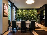 Hotel Manin Hotels near Turati Station
