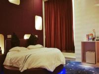 泸州浪漫满屋主题酒店 - 舒适一室圆床房