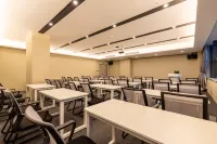 Homeinn Selected Hotel (Anshan Steel West station  Material Market)