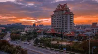 Maple Palace Hotel Các khách sạn gần University Foreign Languages Teaching Section， Yunnan University Chenggong Campus