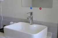 Qingcheng Business Hotel (Lanzhou Zhongchuan Airport)