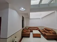 Huarui Hotel Wuxue Hotels in Wuxue