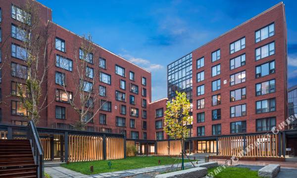 Holiday Inn Express Beijing Shijingshan Lakeview by IHG