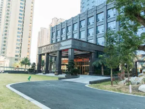 Zhongyuan Shangri-La Hotel