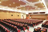 Peace Century Hotel (Peace Avenue Branch) Các khách sạn ở Hòa Bình