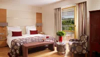 Divani Escape Hotels in Vouliagmeni