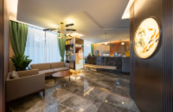 Jitai Zhishang Hotel (Shanghai Daning International Yanchang Road Subway Station) Hotel di Shanghai