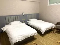 永寧潤禾酒店 - 停車場
