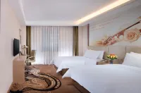 維也納飯店（武漢高鐵站東廣場店） 松鼠樂園附近的飯店