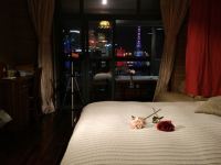 上海滩景公寓(12号店) - 精致大床房