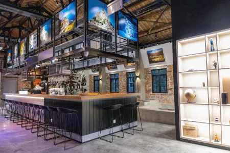 Desti Youth Park(Chongqing JieFangBei)