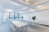 Qianshan Snow Designer Homestay, Maoxian