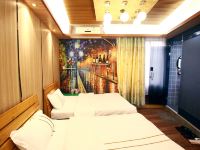 广州鹿途-轻奢酒店式公寓 - 轻享向阳双床房