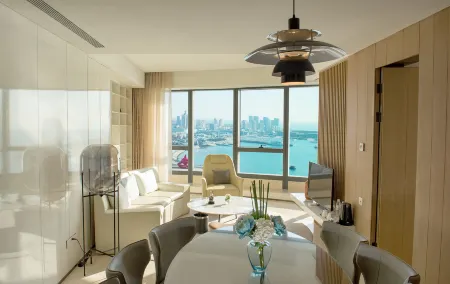 Haiyi International Apartment Отели рядом с достопримечательностью «Ocean University of China Calligraphy Institute»