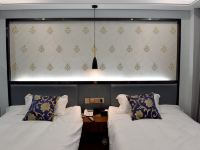 龙游和景智能酒店 - 标准双床房