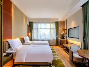 Light Luxury Hotel(Heihe Heilongjiang Riverside)