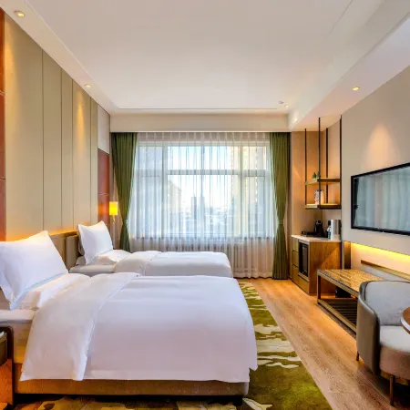 Light Luxury Hotel(Heihe Heilongjiang Riverside)