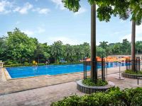 东莞沿线公寓 - 室外游泳池