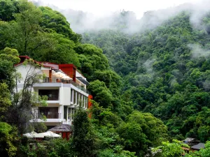 Yunzhihui Muquan Hot Spring Boutique Health Hotel