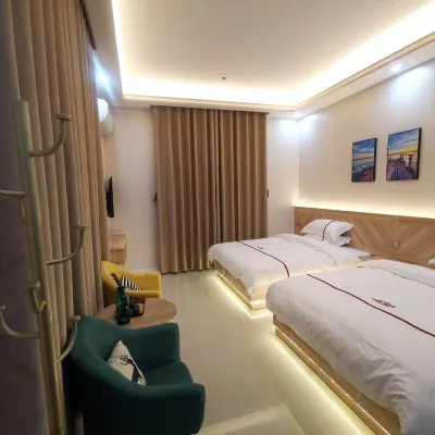 Longhai Yijian B&B Hotels near Baitangwan Tourism Resort Ancient Crater Scenic Area