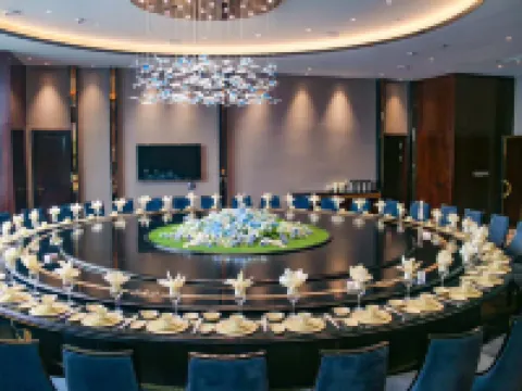 Donghuang International Hotel Hotels in Xinhua