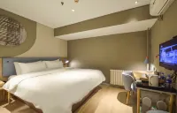 Homeinn · neo (Dalian Zhongshan Square Subway Station Tianjin Street) Hotels in Dalian