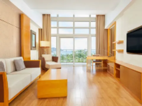 Four Points By Sheraton Shenzhou Peninsula Hotels in Wanning