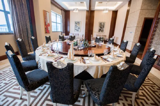 Fortune International Hotel