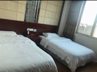 广州站西酒店 - 标准双床房