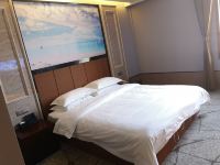 信阳天鹅湖酒店 - 景观大床房
