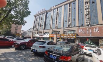 Puyuan Qihonglou Hotel