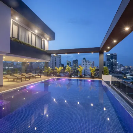 Residence 105 Hotel and Apartment