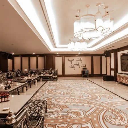 Four Seasons Yony Hotel
