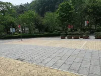 江城曼和商務酒店 - 停車場