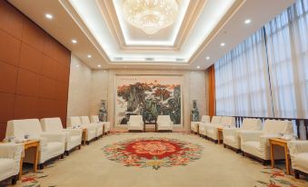 Hua Dong Hotel