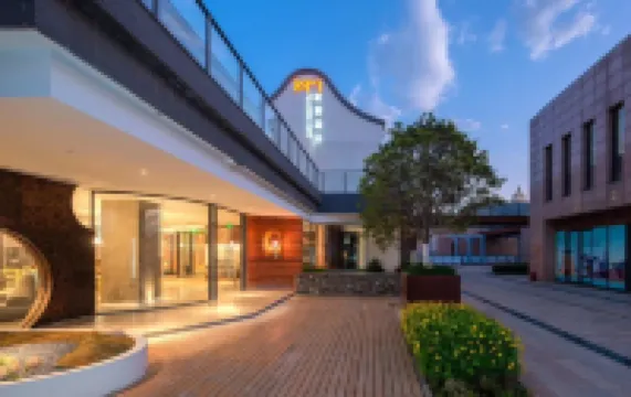 Fillmore Hotel (Kunming Dianchi International Convention and Exhibition Center) Hotels in Dian Chi Exhibition Center