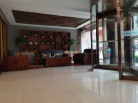 如家華驛飯店（長治武鄉縣人民醫院店） - 停車場