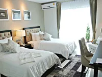 SN Plus Hotel Hotels near Noir Pub