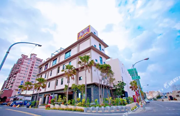 高雄薇風精品汽車旅館楠梓館